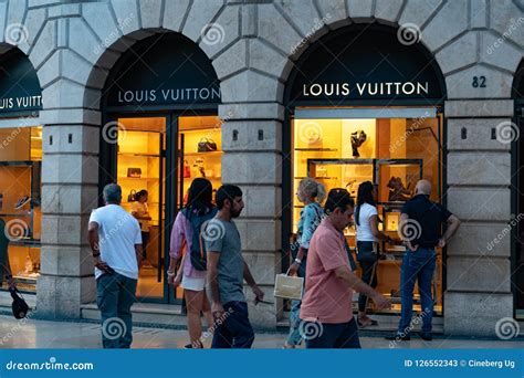 lv serzizi verona|Louis Vuitton Verona store, Italy.